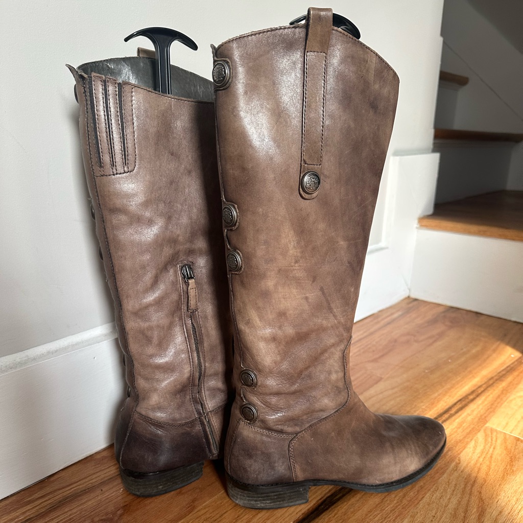 Arturo Chiang Distressed Boots With Hardware